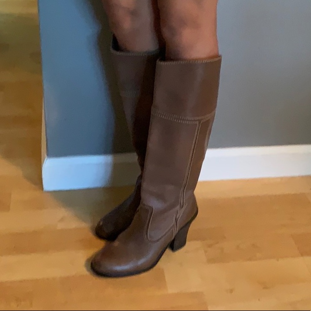 Pre-owned Lucky Brand Elena Knee High Boots Sz 6
